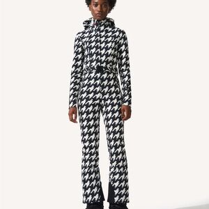 Perfect moment ski suit